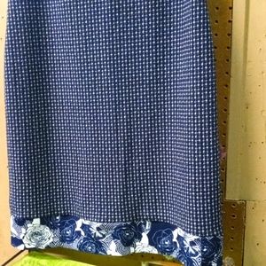 Navy blue with detail on the buttom